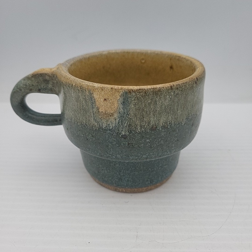 Handcrafted Studio Pottery Coffee Mug Cup 2.5"‎ Tall 2013 Artist Signed